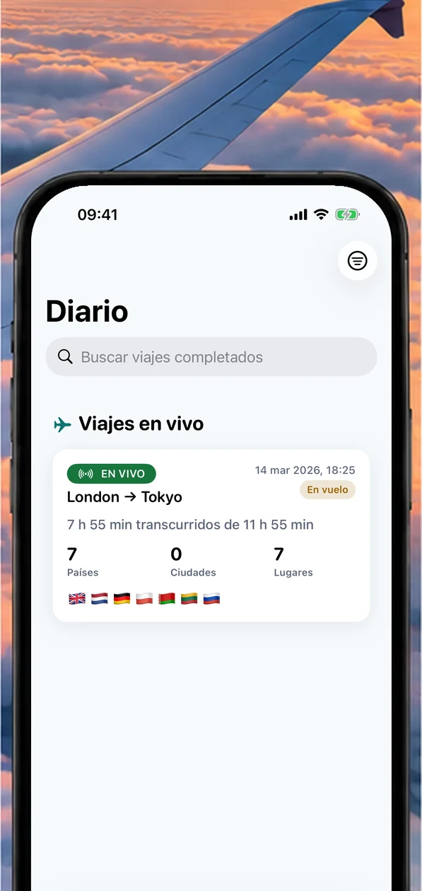 Pantalla Diario de AirReveal sobre las nubes al atardecer con el ala de un avión